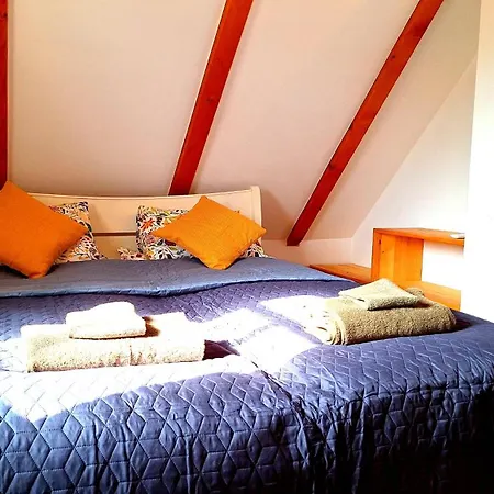 度假居 Wild Grape - Vadszolo, Romantic Vineyard House With Garden And View *
