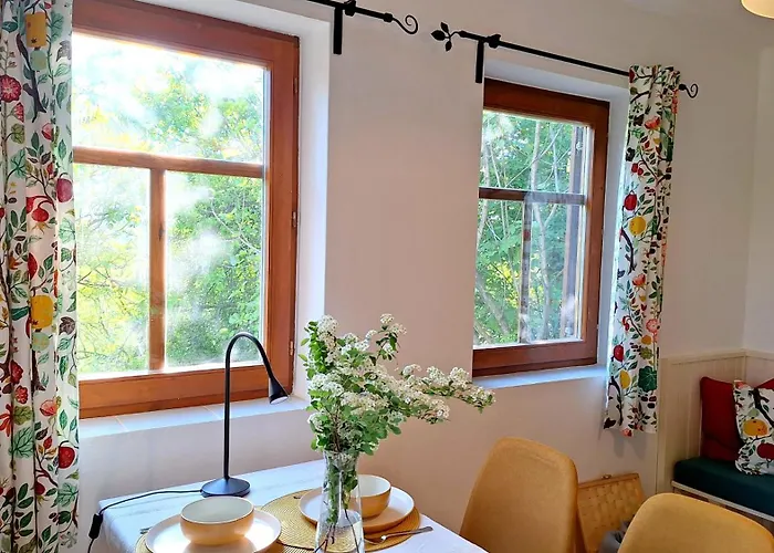 度假居 Wild Grape - Vadszolo, Romantic Vineyard House With Garden And View